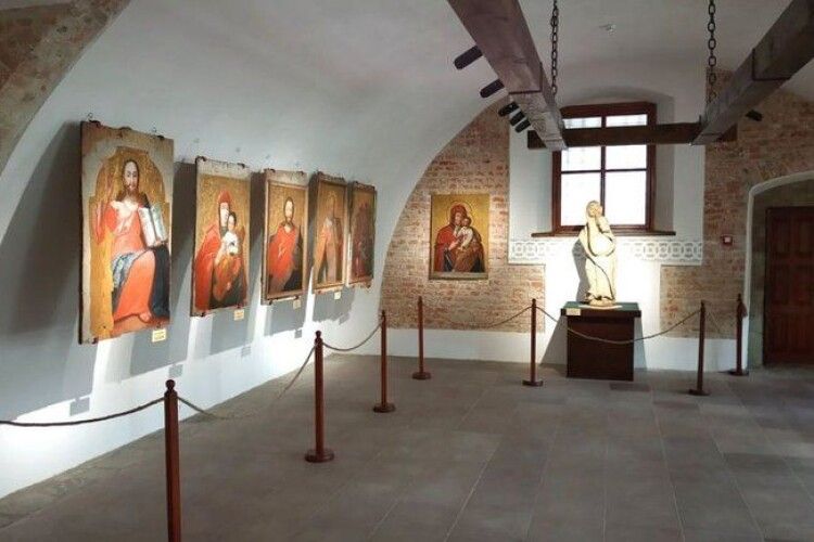 В Дубно відновили ікони, які чекали на реставрацію півстоліття