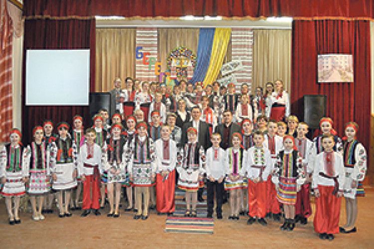 ПРО «БЕРЕГИНЮ» З НУЙНО ЗНАЄ  І «ФОЛЬК MUSIС», І РЕСПУБЛІКА ПОЛЬЩА