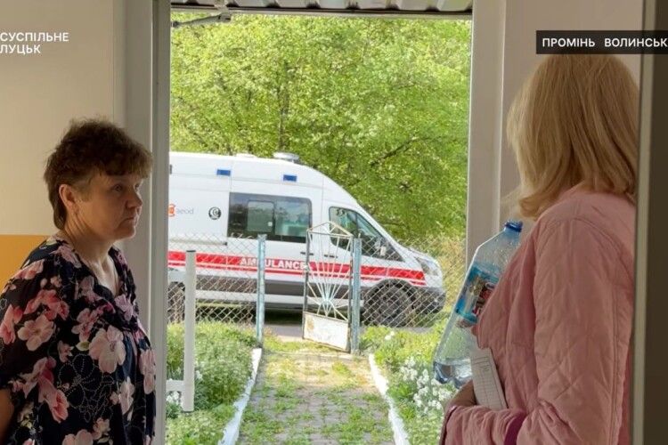 На Волині мобільна гінекологічна бригада безоплатно обстежує жінок у селах (Відео)