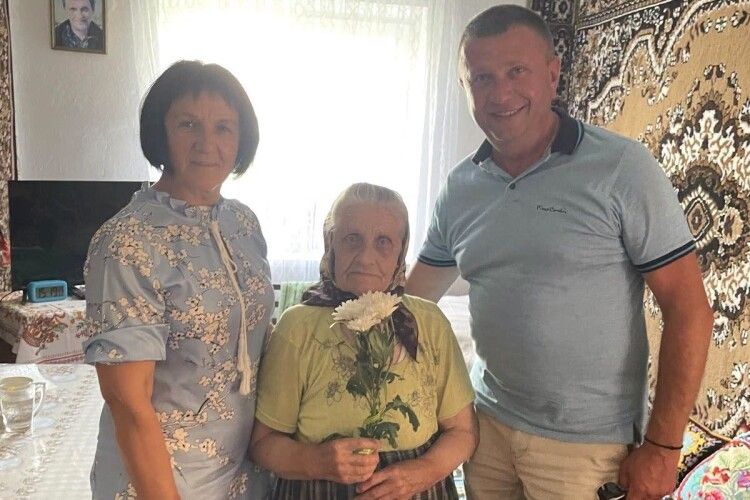 П'ять поколінь любові: на Волині 90-річний ювілей зустріла Ольга Кіналь