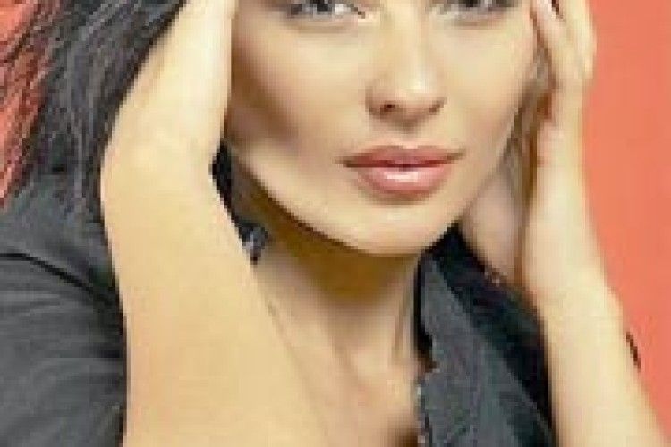 УКРАЇНКА МОЖЕ СТАТИ «МІС ЗЕМЛЕЮ»