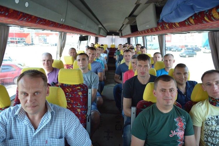 Три дюжини добровольців з Рівненщини вчитимуться у Польщі гасити пожежі (фото)