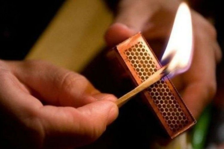 Воїн АТО хотів себе спалити під міськрадою у Луцьку