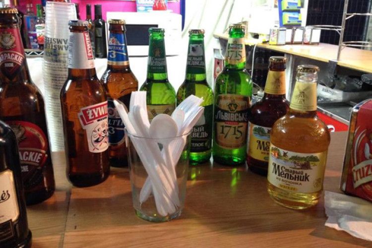 «Піва»? Убив би!» На фестивалі в Іспанії російська делегація презентувала львівське пиво, як російське (Фото)