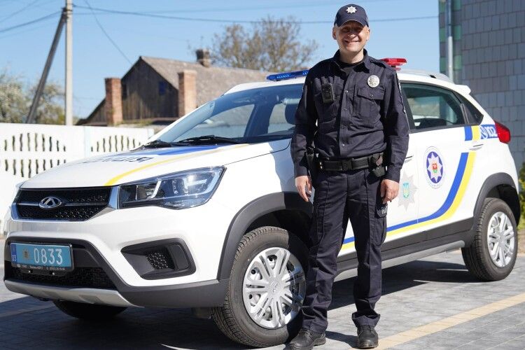 Поліція Волині оголосила конкурс для охочих стати поліцейським офіцером громади
