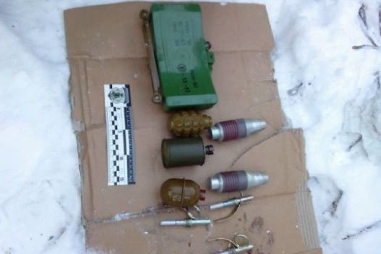 У Карпатах «взяли» озброєного до зубів гуцула (фото)