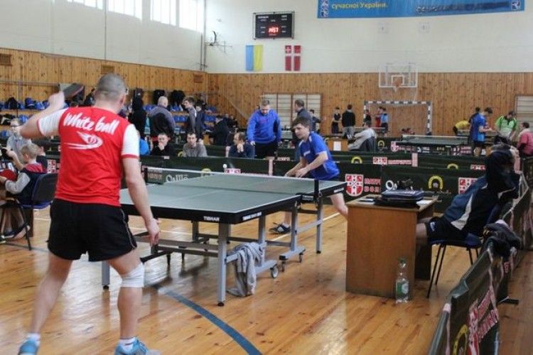 Ковельські тенісисти – переможці відкритого клубного чемпіонату Волині