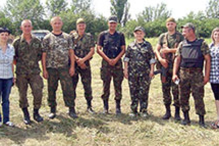ВОЛИНЯНИ, ЯКІ СЛУЖАТЬ НА ДОНБАСІ, ПРОСЯТЬ УКРАЇНСЬКИХ СТЯГІВ