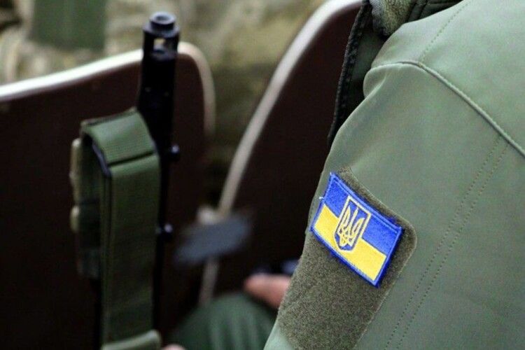 Вся Україна – це один великий котел: військовий експерт про втрати на фронті