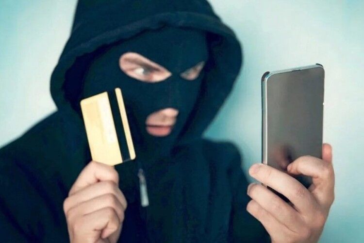 У жителя Волині безслідно зникли з картки майже 40 000 гривень