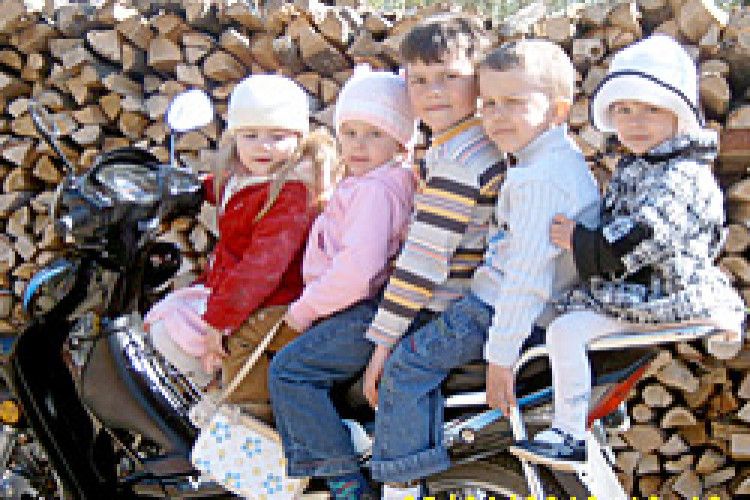 ФОТО НА КОНКУРС: майбутні байкери