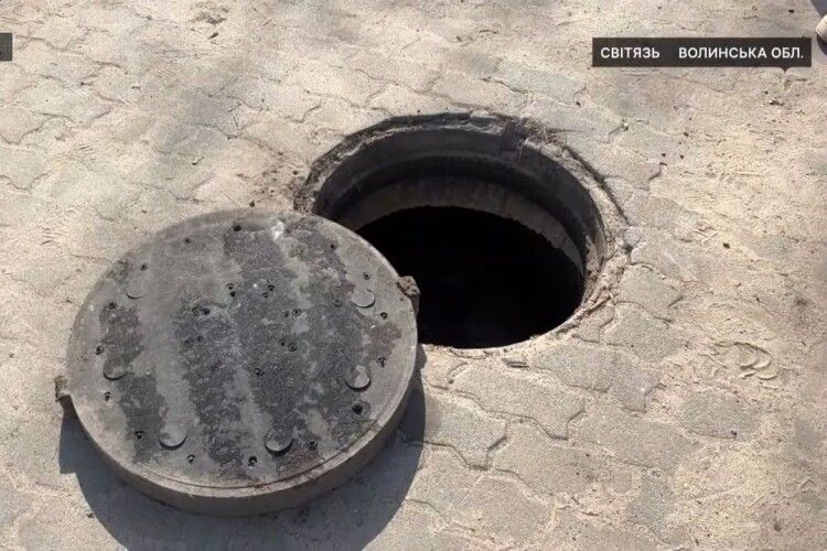 У селі Світязь на Волині будинки почали підключати до каналізаційної системи (Відео)