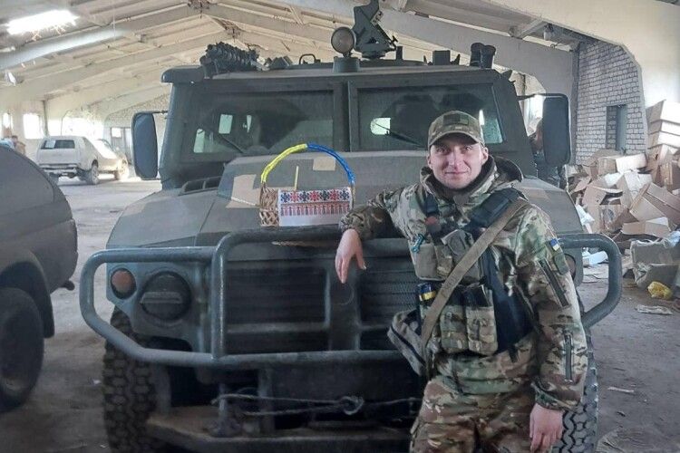 Завтра до рідного дому на Волинь навіки повертається Герой Павло Тарнавський
