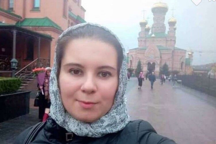 Вінничанку Аллу, яка загинула в аварії на Майдані, поховали у весільному вбранні