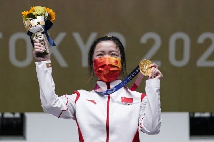 У боротьбі за перше «золото» Олімпіади-2020 китаянка перестріляла росіянку