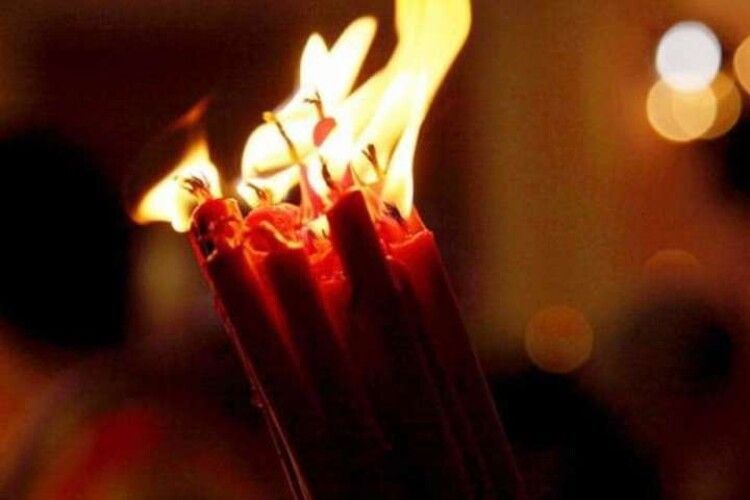 Святе Світло – коли Благодатний вогонь з’явиться у храмах ПЦУ 