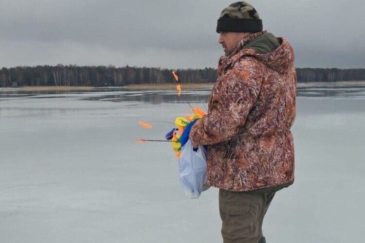 У нацпарку на Волині вилучили сітки та понад 100 браконьєрських жерлиць