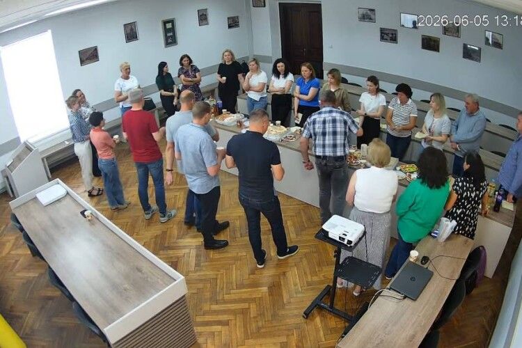Курйоз: міськрада на заході України транслювала на ютубі застілля працівників