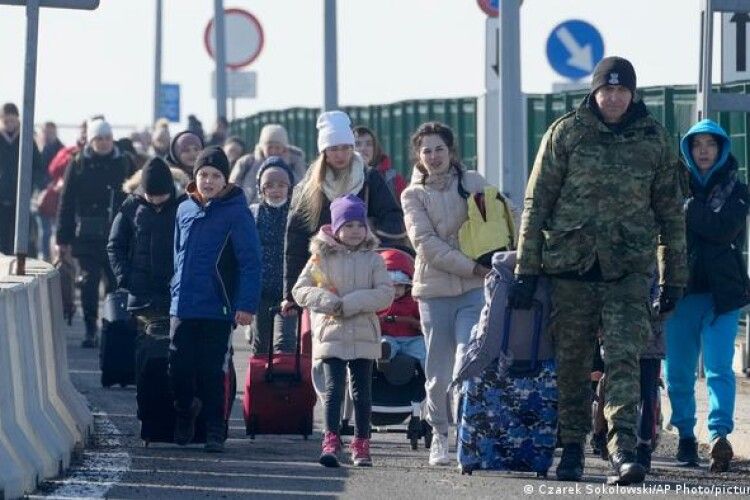 ЄС очікує переселення понад 7 мільйонів українців через війну Росії