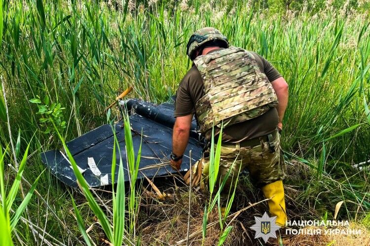 На Рівненщині знешкодили уламки ворожого «шахеда», які впали на будівлю