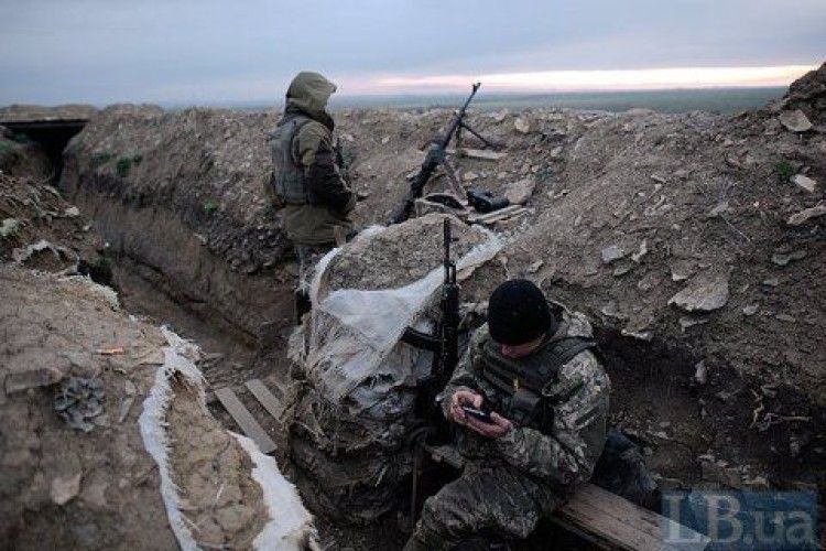 Бойовики 22 рази обстріляли позиції військових на Донбасі 