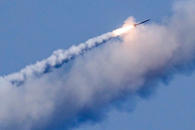 Росіяни вночі обстріляли українське місто