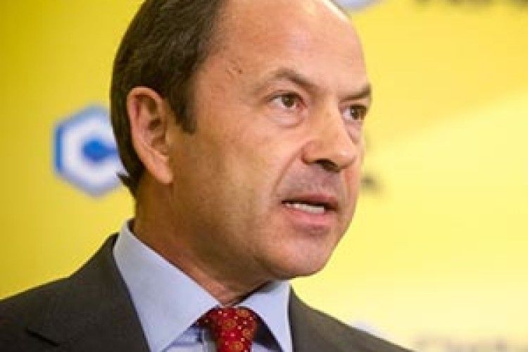 СЕРГІЙ ТІГІПКО: «НЕ МОЖНА НАПОВНЮВАТИ БЮДЖЕТ ЗА РАХУНОК НАЙБІДНІШИХ»*