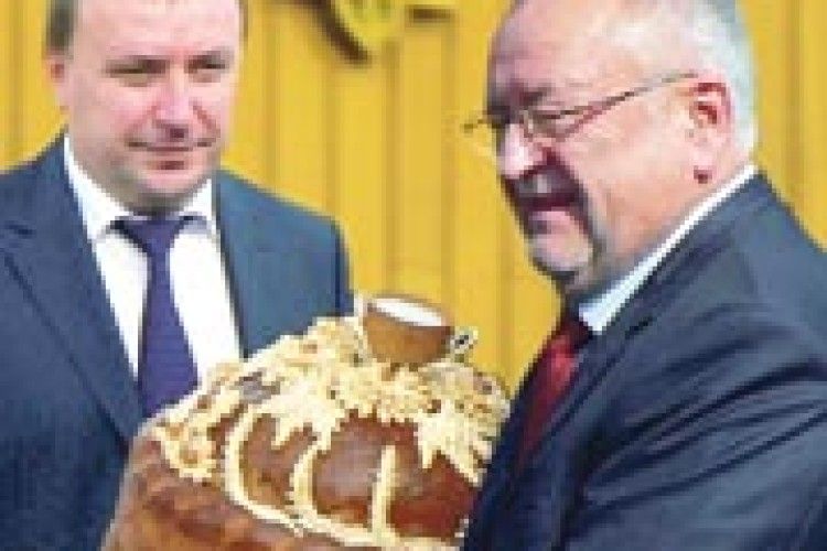 «БИТВА» ЗА ЦІНУ КОВЕЛЬСЬКОГО ХЛІБА