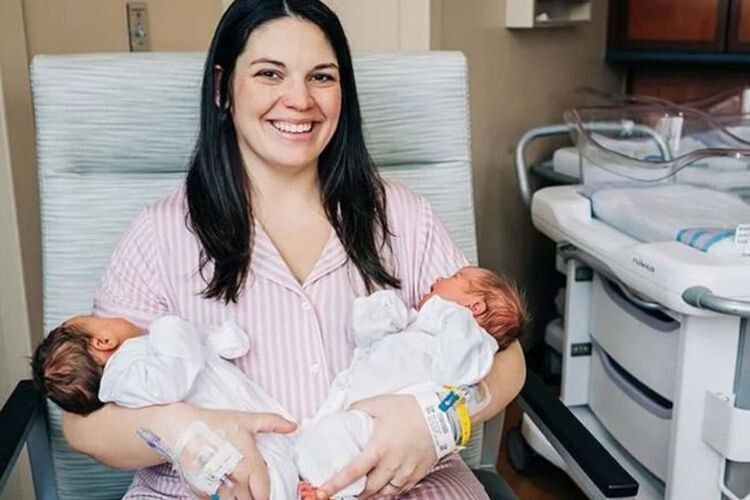 «Одна на мільйон»: жінка  з двома матками народила двох дітей за два дні