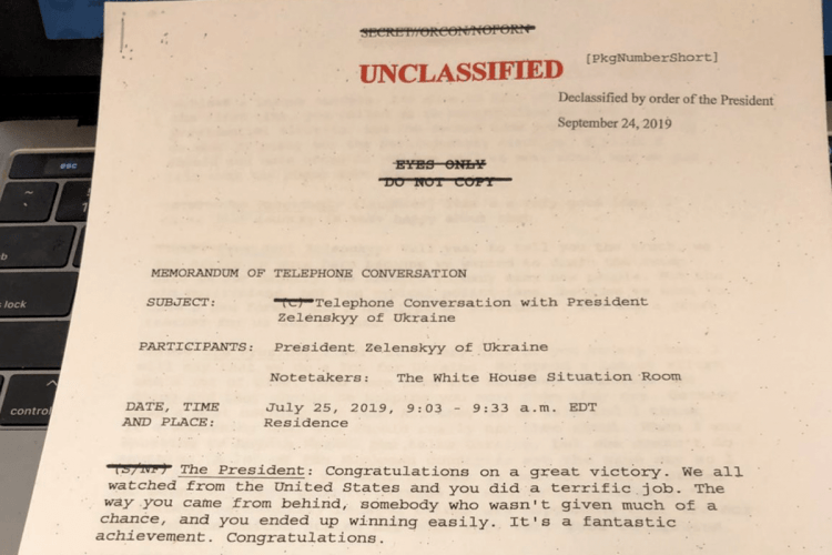 Білий дім опублікував скандальну стенограму телефонної розмови Трампа із Зеленським