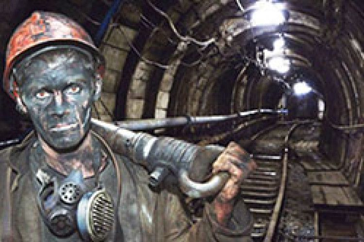 ХТО ВРЯТУЄ НОВОВОЛИНСЬКІ ШАХТИ?