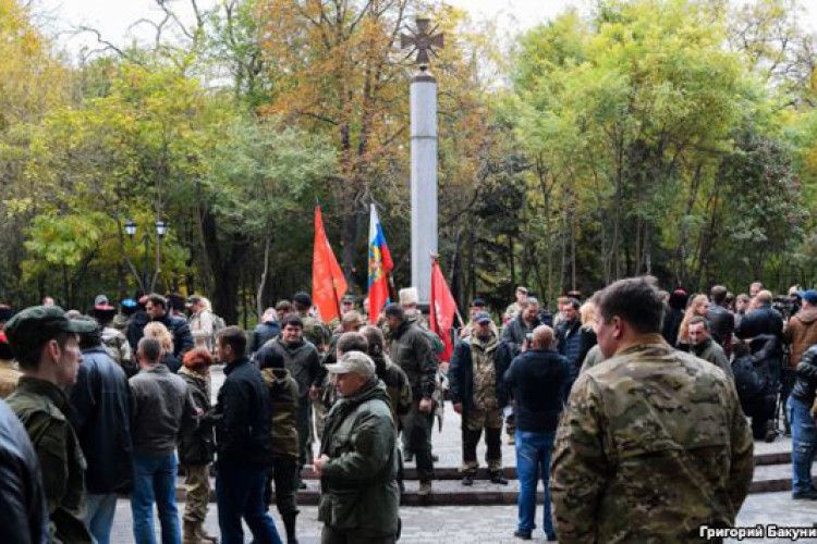 Сурков і Захарченко у Ростові відкрили пам’ятник бойовикам