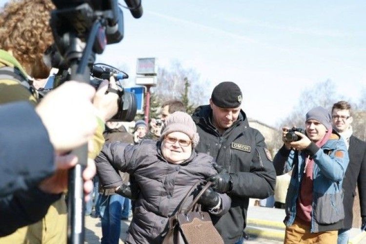 День волі: у Мінську почали затримувати журналістів