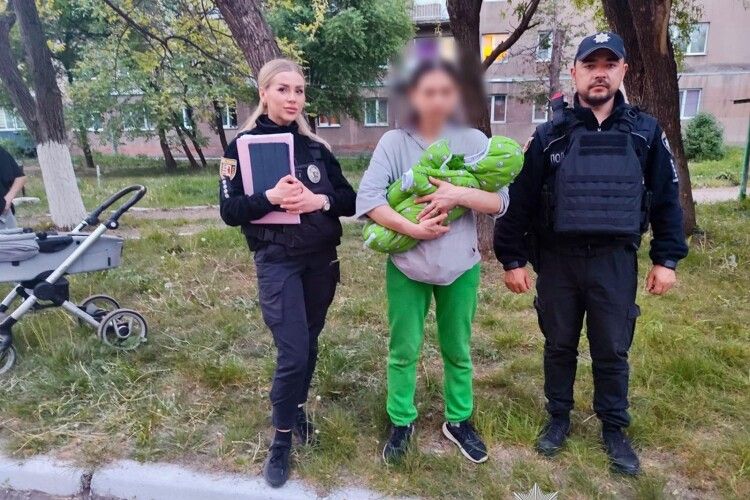 В Ужгороді розшукали немовля, яке зникло разом із візочком 