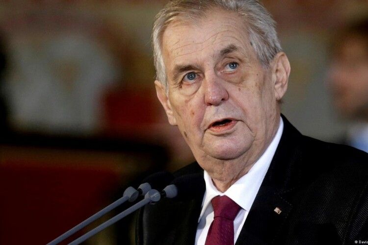Президент Чехії Земан: «путіна скинуть або військові, або бізнесмени» 