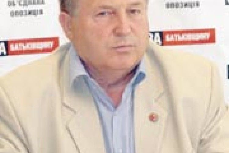 НЕ ПІДТРИМУЙТЕ ЗРАДНИКІВ РІДНОГО СЛОВА*