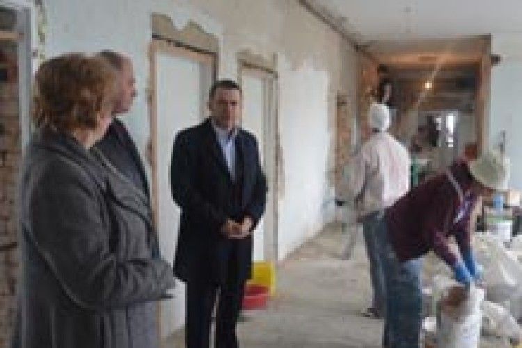 ЛІКАРНІ ТА ШКОЛИ ОТРИМАЛИ ДОПОМОГУ*