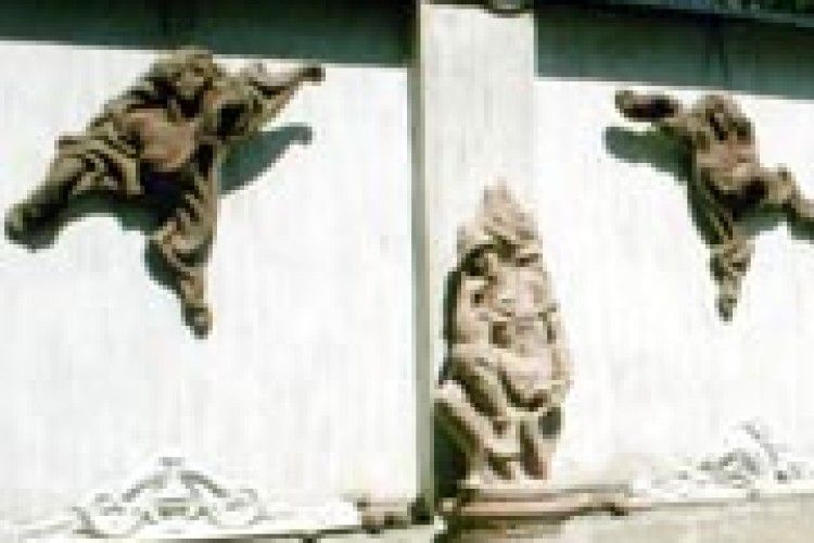 ВИСТАВКИ: краса, відтворена у камені