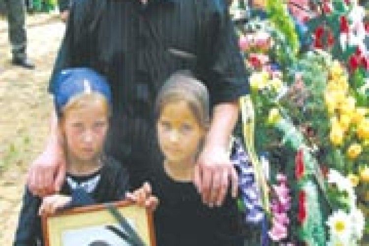 ТРИ ДОМОВИНИ В ОДНІЙ ХАТІ