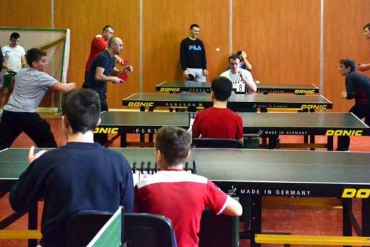Луцькі патрульні допоможуть обласній інфекційній лікарні