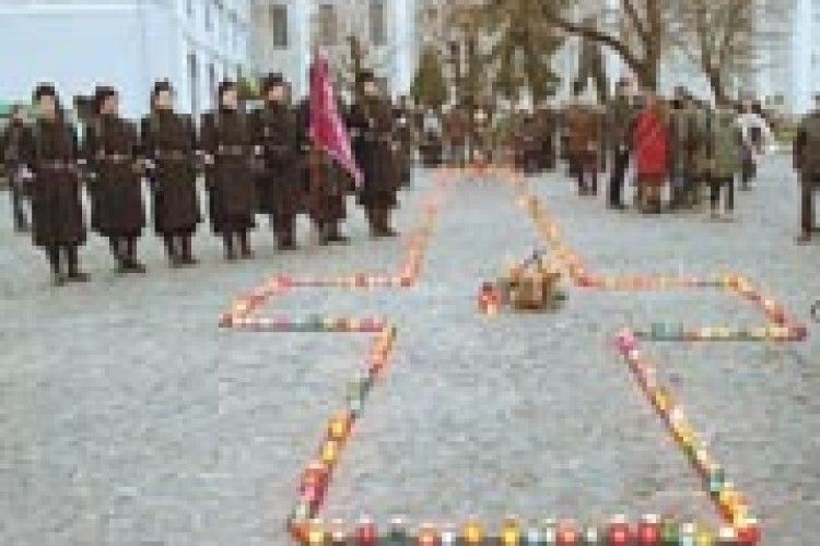 НАС ВРЯТУЄ ПАМ’ЯТЬ ПРО ГОЛОДОМОР