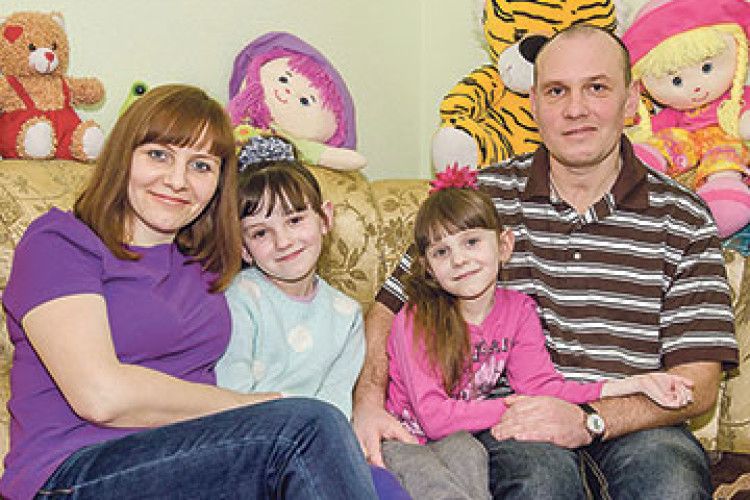 «ПРИТУЛИЛАСЯ ДО ВОВИ, ЯКИЙ НЕПРИТОМНО ЛЕЖАВ ПІД КРАПЕЛЬНИЦЕЮ, І... ВІН МЕНЕ НЕСПОДІВАНО ОБНЯВ»