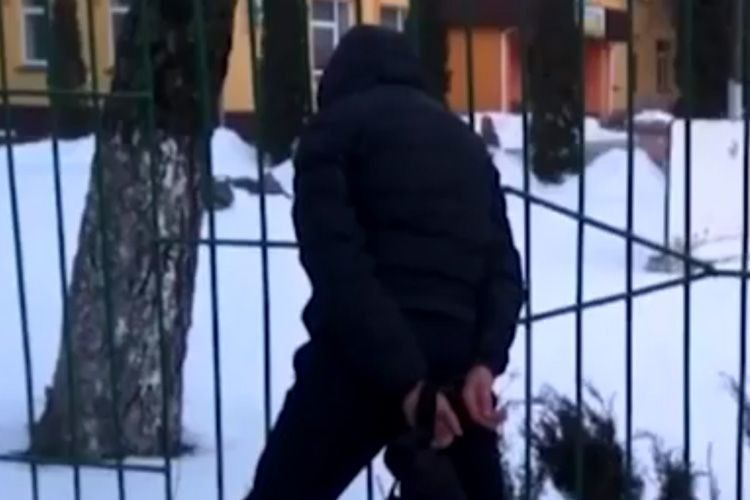 Серійних крадіїв затримали у Рівному (Відео)