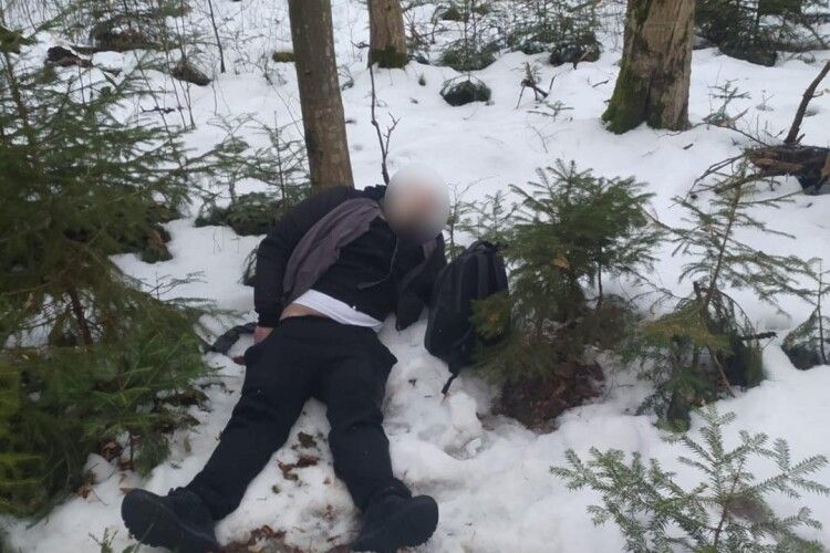 Біля кордону з Румунією виявили тіло чоловіка