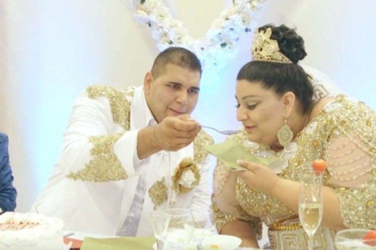 Вкрите золотом ромське весілля (фото і відео)