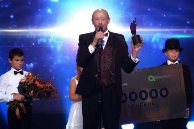 Учителя фізики з Чернівців визнали найкращим в Україні