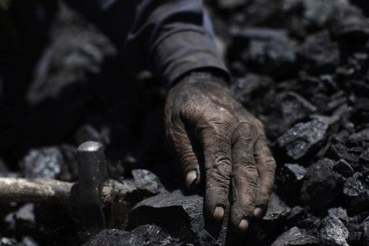 Волинські шахти винні гірникам майже 2 мільйони гривень