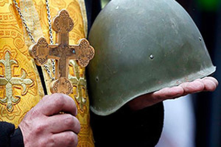 СВЯТІ ОТЦІ СТАЛИ ВОЛОНТЕРАМИ