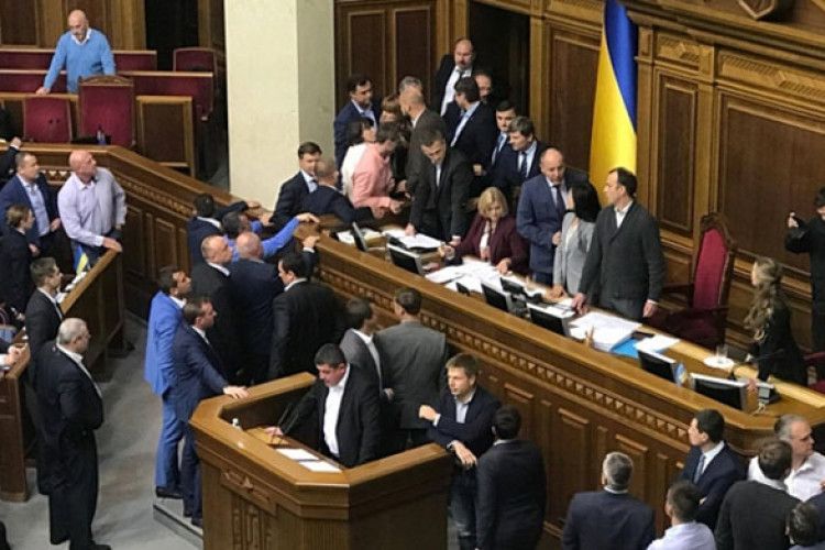 Турчинов: блокування закону про Донбас влаштувала «російська агентура»
