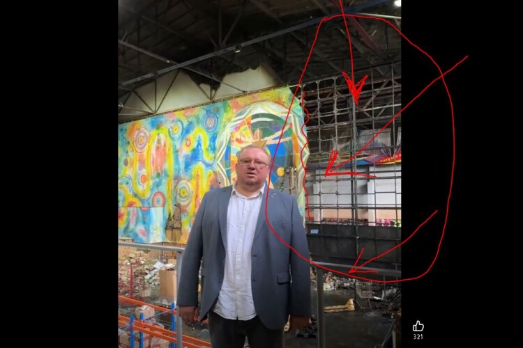 Під час обстрілу обласного центру Волині росіяни пошкодили найбільшу живописну картину у світі